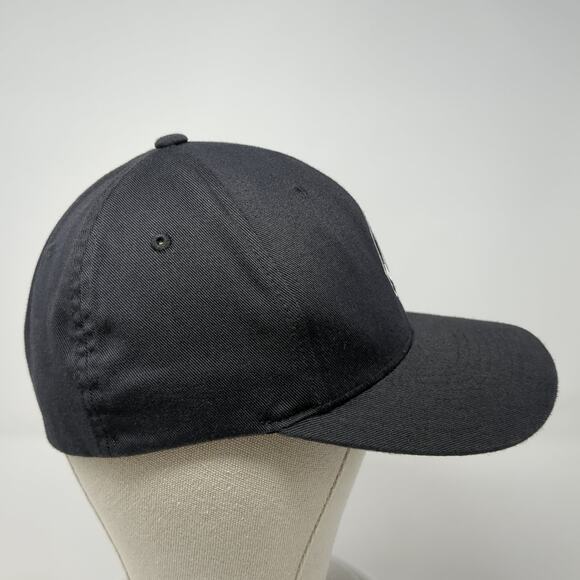 Volcom Fitted Baseball Cap Gray Medium Embroidered Vented Holes 6 Panel Flexfit - Picture 5 of 9
